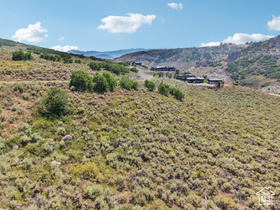 1275 E Canyon Gate Rd MLS #2102472