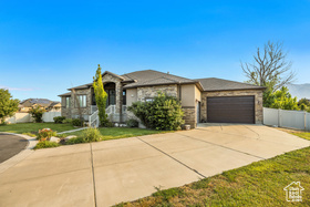 Photo 2 for 1619 Galbraith Ln