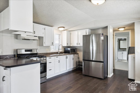Photo 6 for 3860 Midland Dr #C10