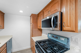 Photo 4 for 721 E 3720 South #5