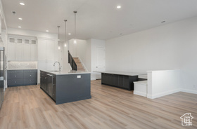 Photo 4 for 5339 S Beachcomber Ln #142