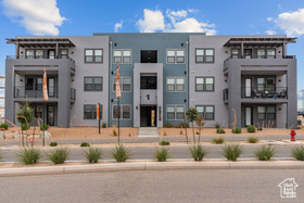 Photo 4 for 5599 S Carnelian Pkwy #605