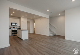 Photo 4 for 2098 W Stardew St #528