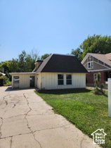 Photo 2 for 423 W Forest St