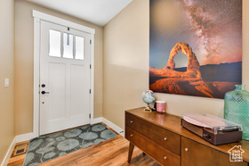 Photo 3 for 5246 N Oldgate Rd