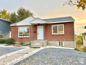 Photo 2 for 4075 Jefferson Ave
