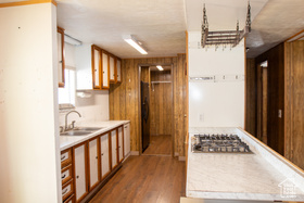 Photo 6 for 1500 N Angel St #64
