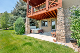 Photo 5 for 1172 N Turnberry Woods Dr