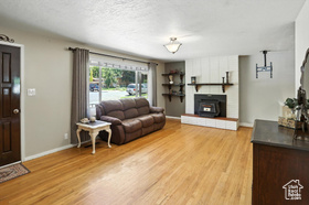 Photo 4 for 801 N Medoland Dr