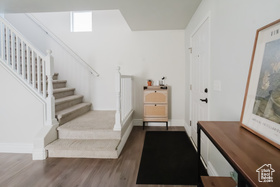 Photo 6 for 212 N Aparicio Dr