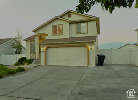 Photo 2 for 8624 W Lamplight Ln
