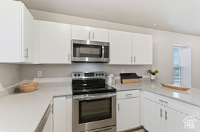 Photo 6 for 1167 E Telegraph St #B305