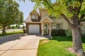 Photo 3 for 1451 S Olympic Ln