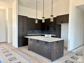 Photo 5 for 4781 E Howe Dr #240