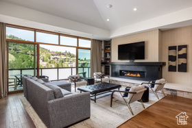 Photo 2 for 2290 E Deer Valley Dr #4030