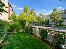 Photo 6 for 4811 W Daybreak Pkwy