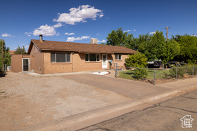 Photo 4 for 491 Mountain View Dr