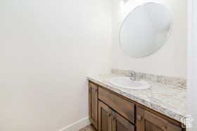 Photo 4 for 811 E Highland Way #1