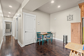 Photo 5 for 106 W Spring Hill Way