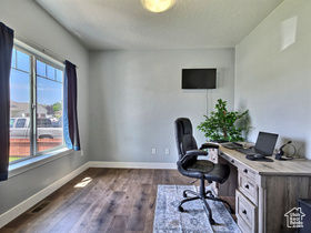 Photo 3 for 819 S 300 West