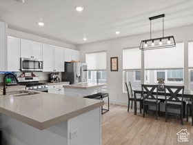 Photo 4 for 4726 S Hillhouse Cv #104