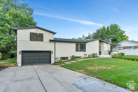 Photo 3 for 3129 N Cherokee Ln