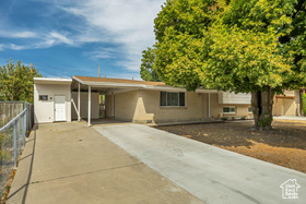 Photo 2 for 841 E Newbold Cir