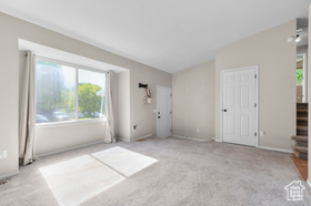 Photo 6 for 889 S Clover Cir