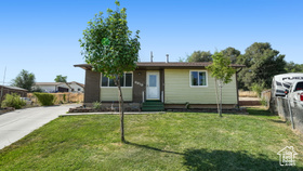 Photo 1 for 8919 W Helen Cir