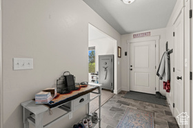 Photo 4 for 346 S Red Rock Dr
