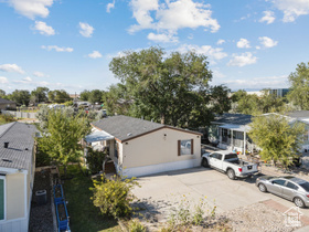 Photo 3 for 7032 W Apaloosa Dr #24