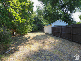 Photo 6 for 3564 S Jefferson Ave
