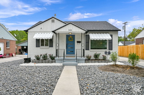 Photo 4 for 848 N Poinsettia Dr