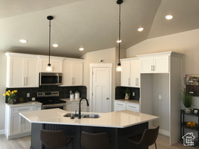 Photo 2 for 1112 N Goshen Canyon Rd #1