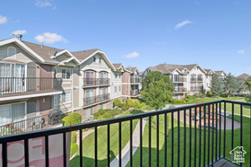 Photo 3 for 6878 S Clayton Ridge Way #C12