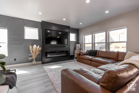 Photo 4 for 2304 W Northridge Dr