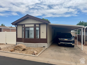 Photo 3 for 1360 N Dixie Downs Rd #24