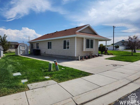 Photo 4 for 2793 S Millard Cv