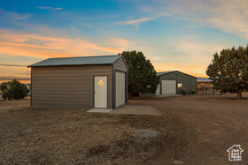 Photo 5 for 2925 Juniper Rd