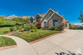 Photo 3 for 925 S Healey Ct