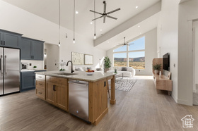 Photo 4 for 4380 E Sego Lily Cir