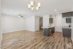 Photo 5 for 7217 N Clover Leaf Ln