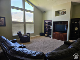 Photo 3 for 681 Country Ln