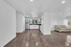 Photo 2 for 4696 S Aspen Ln #303