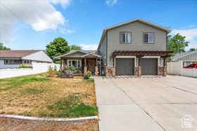 Photo 2 for 794 N Valeria Dr