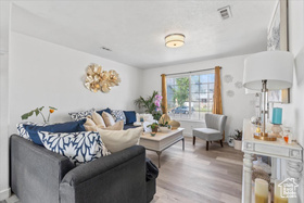 Photo 4 for 722 S 1370 West