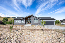 Photo 3 for 13945 N Willow Creek Dr
