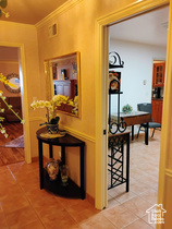 Photo 5 for 2760 S Highland Dr #7