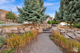 Photo 5 for 704 S Deer Hollow Rd