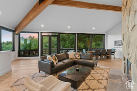 Photo 6 for 7089 Pinecrest